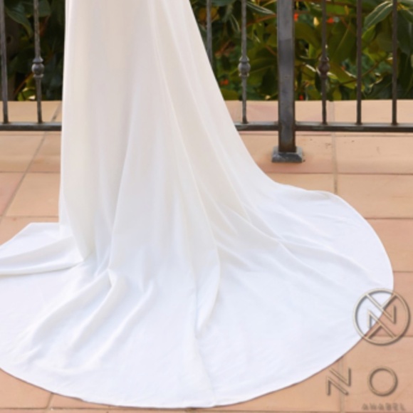 Nox Anabel Bridal Gown - Picture 4 of 4